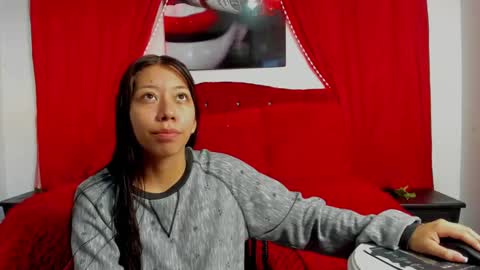 Snapshot of sexylaurita4u chatting on 15, 1, 2025 laura online show from 15, 1, 2025