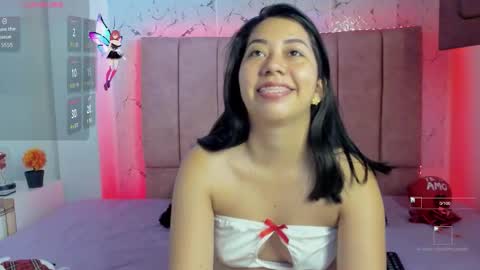 Snapshot of sexylaurita4u chatting on 15, 10, 2025 laura online show from 15, 10, 2025