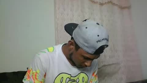 Sexy leon online show from 31, 1, 2025