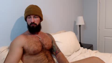 Snapshot of sexymanmk26 chatting on 27, 12, 2024 lets go private im ready to play pvt cum online show from 27, 12, 2024