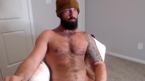 Snapshot of sexymanmk26 chatting on 8, 1, 2025 lets go private im ready to play pvt cum online show from 8, 1, 2025