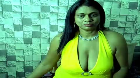 Snapshot of sexymaturemilf01 chatting on 12, 7, 2026 sexymaturemilf01 online show from 12, 7, 2026