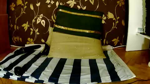 Snapshot of sexymayagold chatting on 20, 2, 2026 Squirty Maya Gold online show from 20, 2, 2026