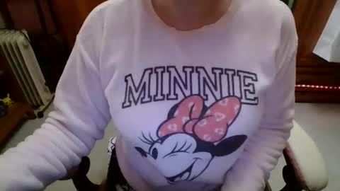Snapshot of sexymisss24 chatting on 24, 4, 2026 sexymisss24 online show from 24, 4, 2026