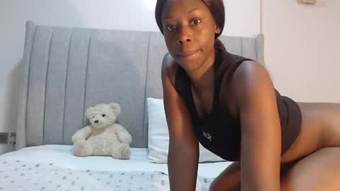 Snapshot of sexymonalisa1 chatting on 14, 5, 2026 sexymonalisa1 online show from 14, 5, 2026