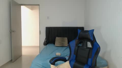 Snapshot of sexynatalia25 chatting on 2, 12, 2025 Natalia Duran online show from 2, 12, 2025