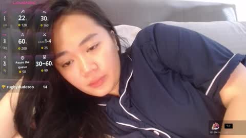 sexypenguin13 online show from 5, 3, 2026