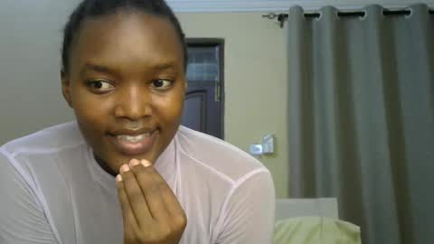 Snapshot of sexypetite_lee chatting on 28, 12, 2024 Lee online show from 28, 12, 2024