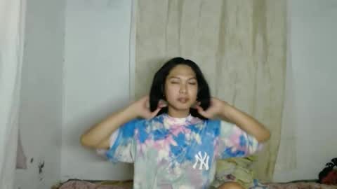 sexypetiteraine online show from 5, 6, 2026