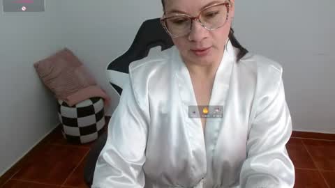 Snapshot of sexypsychologist chatting on 19, 7, 2026 Sexy Psychologist online show from 19, 7, 2026
