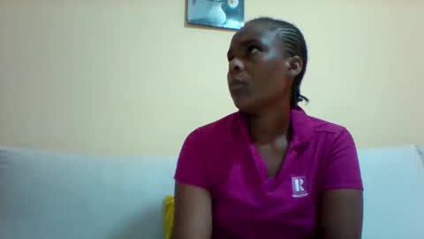Snapshot of sexyqueen3457132 chatting on 15, 1, 2025 DOVY ACHIENG online show from 15, 1, 2025