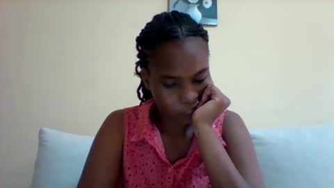 Snapshot of sexyqueen3457132 chatting on 27, 1, 2025 DOVY ACHIENG online show from 27, 1, 2025