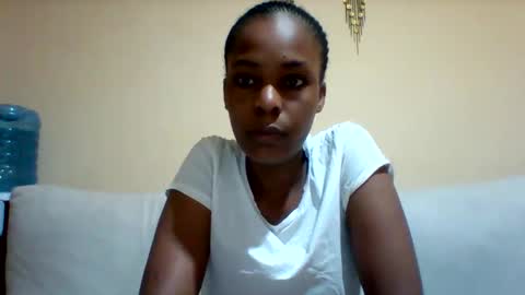Snapshot of sexyqueen3457132 chatting on 19, 9, 2025 DOVY ACHIENG online show from 19, 9, 2025
