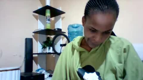 Snapshot of sexyqueen3457132 chatting on 21, 9, 2025 DOVY ACHIENG online show from 21, 9, 2025