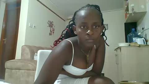 Snapshot of sexyreddebony chatting on 4, 1, 2025 sexyreddebony online show from 4, 1, 2025