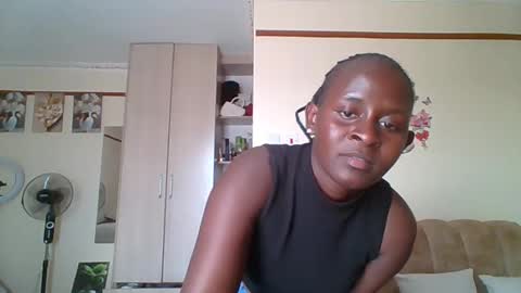 Snapshot of sexyreddebony chatting on 23, 2, 2025 sexyreddebony online show from 23, 2, 2025