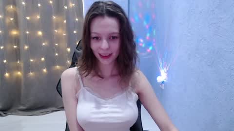 Sofi Smile online show from 19, 1, 2025