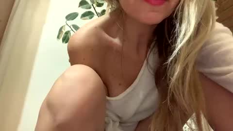 Anya online show from 2, 1, 2025