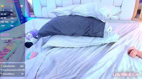 Snapshot of sexysister_ chatting on 2, 1, 2025 Kendall online show from 2, 1, 2025