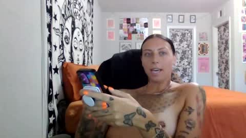 Snapshot of sexytatslut369 chatting on 31, 7, 2026 sexytatslut369 online show from 31, 7, 2026