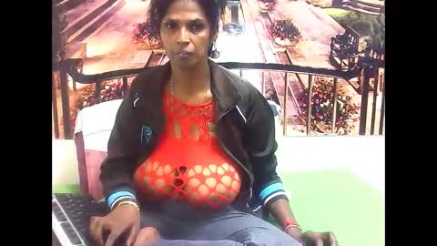 sexyva4u2luv online show from 12, 2, 2025
