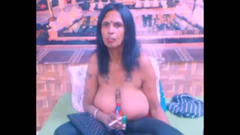 sexyva4u2luv online show from 25, 9, 2025