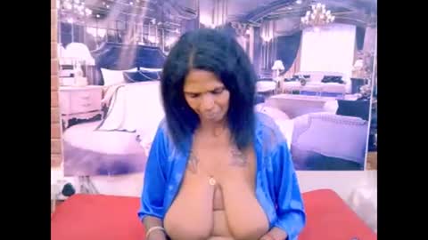 sexyva4u2luv online show from 10, 4, 2026