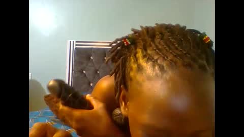 VIVIAN online show from 30, 1, 2025