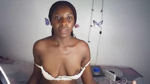 sexyypie online show from 9, 2, 2026