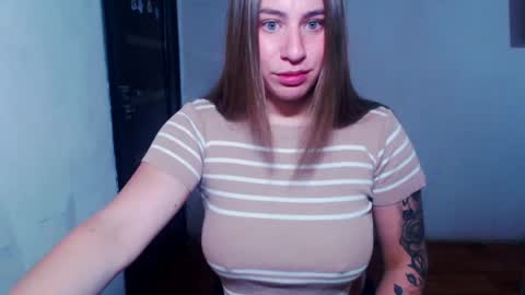 Snapshot of sexyyuliia777 chatting on 5, 7, 2026 Yuliia online show from 5, 7, 2026