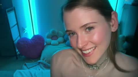 shadebabe online show from 8, 4, 2026