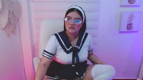         online show from 4, 12, 2025