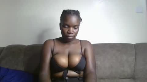 Snapshot of shadowsweet34 chatting on 8, 3, 2026 val online show from 8, 3, 2026