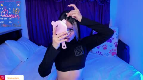Snapshot of shairaclark_ chatting on 20, 5, 2026 Shaira Clark online show from 20, 5, 2026