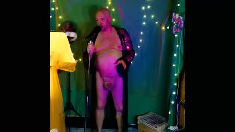 Snapshot of shamelessman96 chatting on 4, 7, 2026 NakedSinger online show from 4, 7, 2026