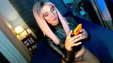 MISS SHANE online show from 7, 11, 2025