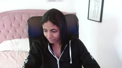 shanelle online show from 8, 11, 2025