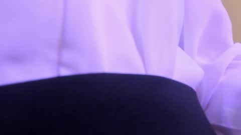 me name is Mia online show from 16, 4, 2026