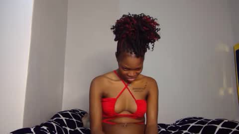 Snapshot of shania_sleigh chatting on 19, 1, 2025 shania_sleigh online show from 19, 1, 2025