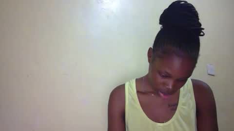 Snapshot of shania_sleigh chatting on 2, 2, 2025 shania_sleigh online show from 2, 2, 2025