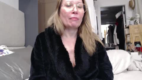 Shannon07 online show from 21, 1, 2025