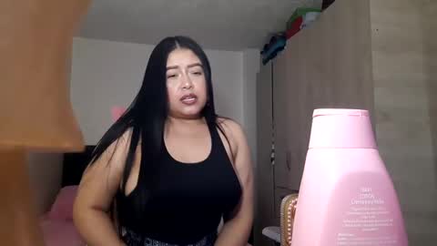 Snapshot of shanonn_diprima_ chatting on 16, 2, 2025 Cami Ortiz independent model online show from 16, 2, 2025