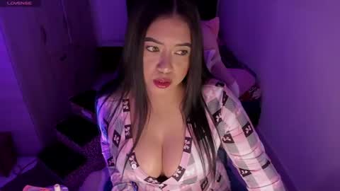 Snapshot of shanonn_diprima_ chatting on 20, 6, 2026 Cami Ortiz independent model online show from 20, 6, 2026