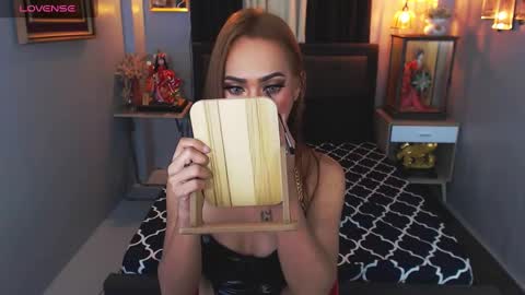 SHANTAL online show from 17, 1, 2025