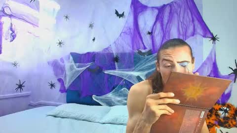 Snapshot of shantala_nastasiia chatting on 4, 10, 2025 shantala nastasiia online show from 4, 10, 2025