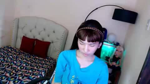 SHANTA FOX  s online show from 7, 11, 2025