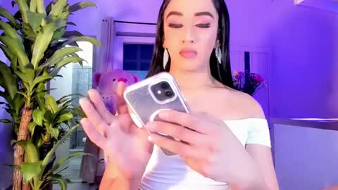 Snapshot of shantalgirs01 chatting on 15, 2, 2025 Shantal girls online show from 15, 2, 2025