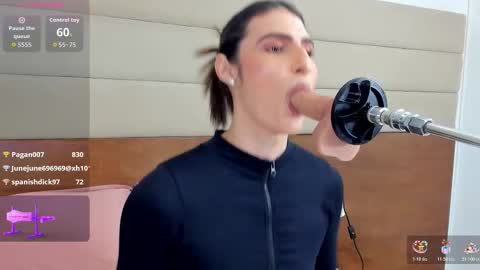  Shantall  online show from 28, 11, 2025