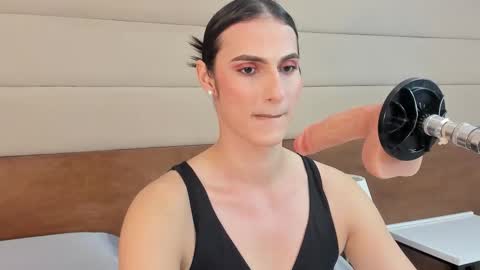  Shantall  online show from 14, 1, 2026