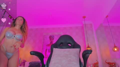 Shantal online show from 7, 3, 2025